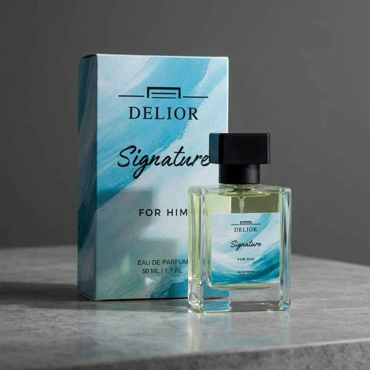 Signature by Delior perfume bottle close-up showing packaging